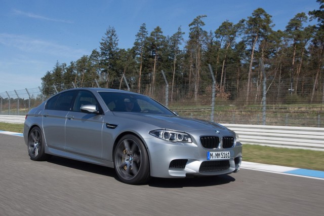 2014 BMW M5 Sedan (1).jpg